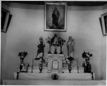 El Cerrito, San Miguel County, New Mexico. El Cerrito is of course a Catholic village, and the chur . . . - NARA - 521222