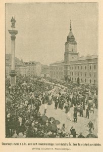 Eksportacja zwłok ś.p. ks. biskupa M. Nowodworskiego z archikatedry św. Jana do przystani parostatków (81497)