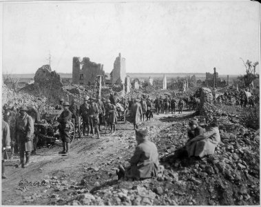 Eighteenth Infantry, Machine Gun Battalion passing through St. Baussant in advance upon St. Mihiel Front., 09-13-1918 - NARA - 530746