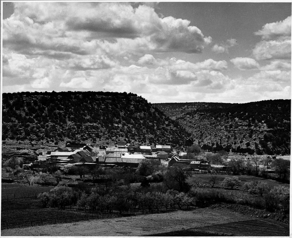 El Cerrito, San Miguel County, New Mexico. The village of El Cerrito is set in a land pocket cut ou . . . - NARA - 521146