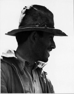 El Cerrito, San Miguel County, New Mexico. These are the people you see around the village during t . . . - NARA - 521172