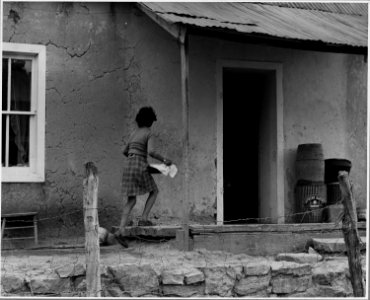 El Cerrito, San Miguel County, New Mexico. Just before Easter there is a time when each family make . . . - NARA - 521194