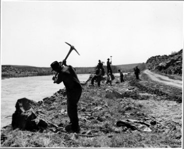 El Cerrito, San Miguel County, New Mexico. The WPA road gangs employ men from all the villages. In . . . - NARA - 521235