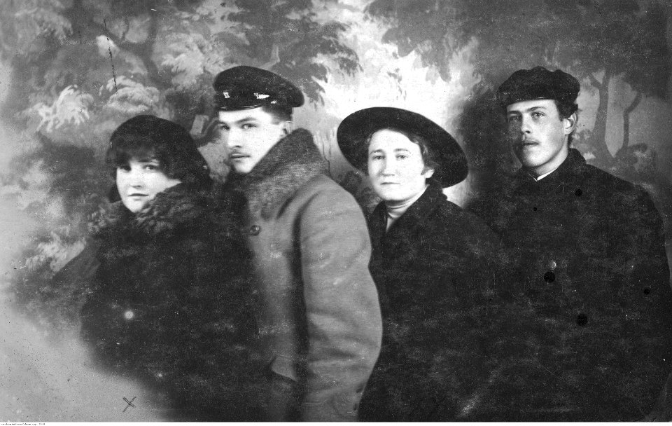 Działacze niepodległościowi (22-89)