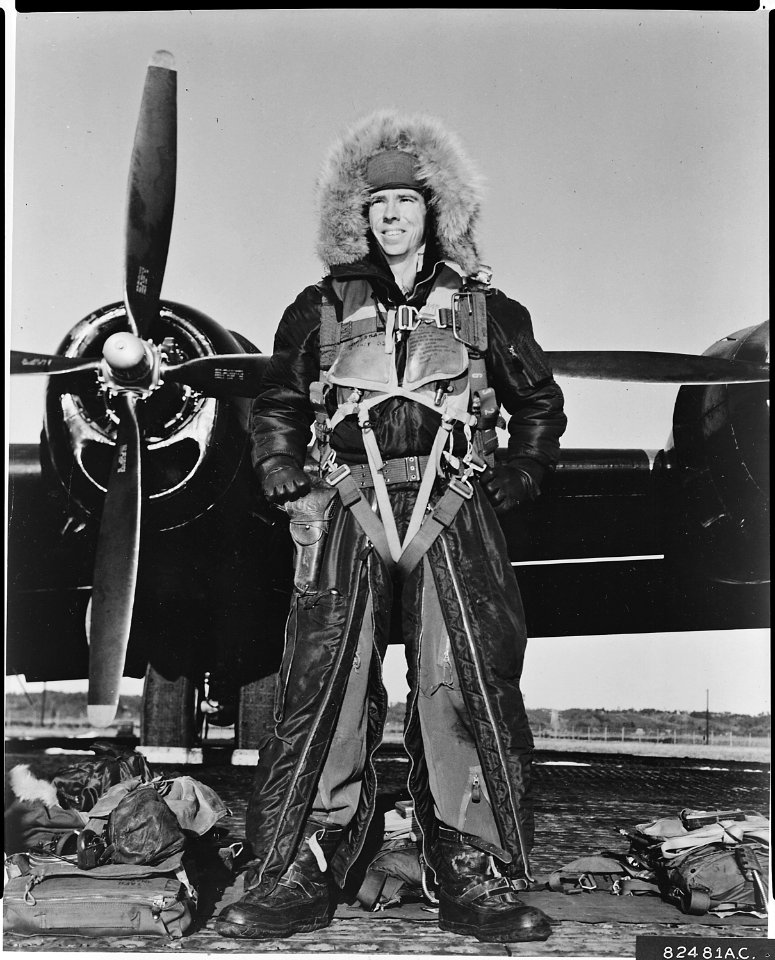 FEAF BOMBER COMMAND, JAPAN-With his head covered by a fur parka reminiscent of the men of the great Northwest, 1st... - NARA - 542254