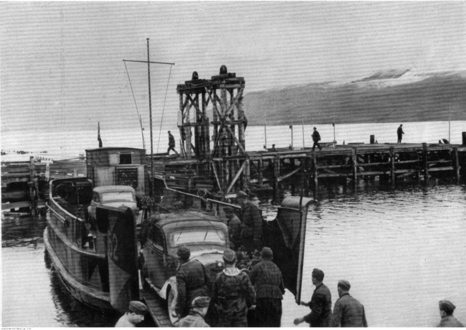 Ewakuacja wojsk niemieckich z północnej Norwegii (2-482)