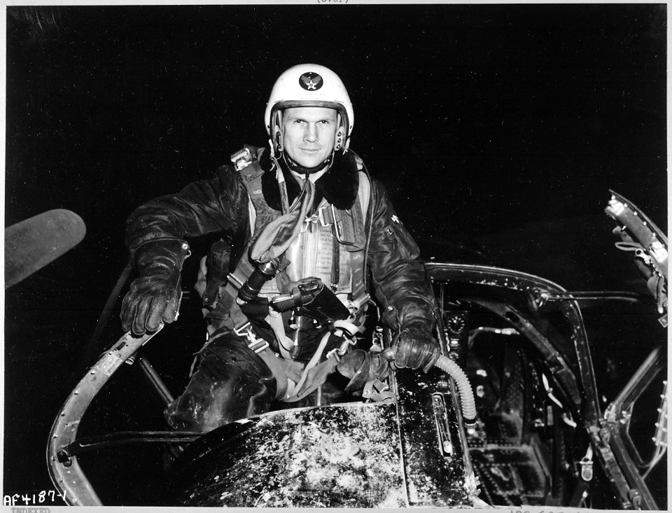 FIFTH AIR FORCE, KOREA-Capt. Frank W. Corbett, 726 First Ave., Gadsen, Ala., climbs out of his U.S. Air Force 17th... - NARA - 542318