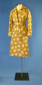 First Lady Betty Ford's brown traveling suit photo
