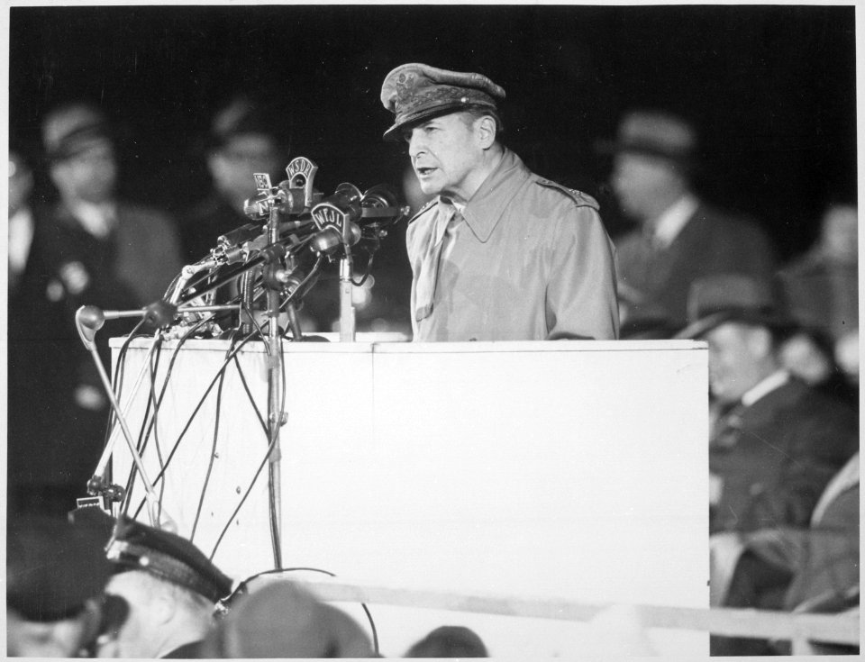 General Douglas MacArthur addressing an audience of 50,000 at Soldier's Field. The General, on his first visit to the... - NARA - 541955