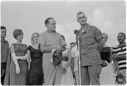 General William C. Westmoreland, Commanding General, COMUSMACV, (center, right), thanks entertainer Bob Hope for his... - NARA - 531442