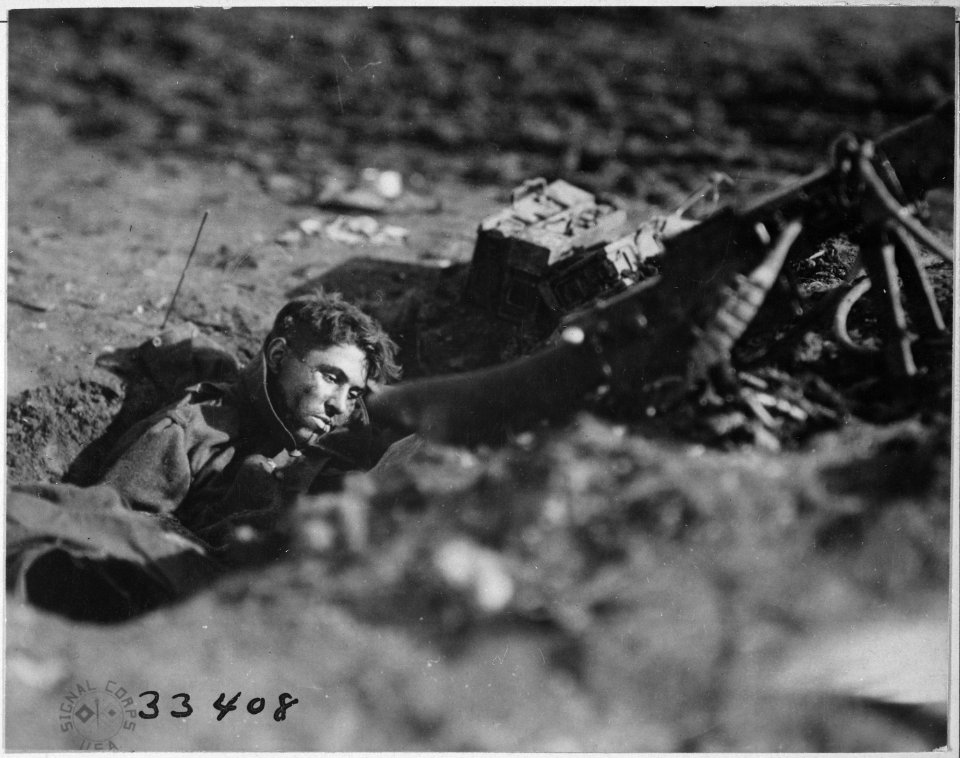 German machine-gun nest and dead gunner. Villers Devy Dun Sassey, France., 11-04-1918 - NARA - 530778