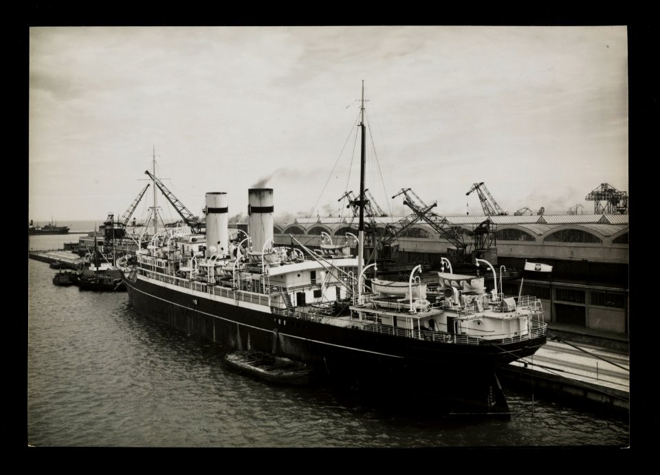 Gdynia, statek SS Pulaski w porcie przy Dworcu Morskim 1935 (67264113)