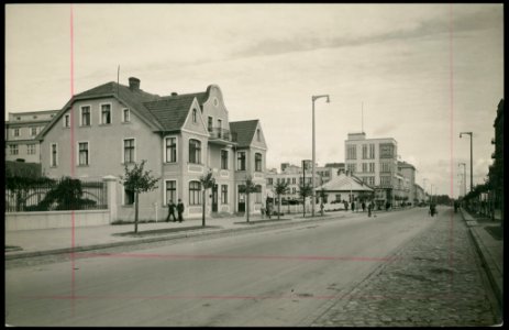 Gdynia, ul. 10-go lutego 1932 (37052427)
