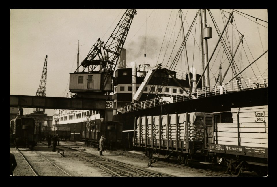 Gdynia, w porcie ante 1939 (67264682)