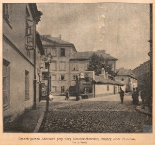 Gmach pałacu Załuskich przy ulicy Daniłowiczowskiej, mający uledz zburzeniu - Fot. A. Karoli (68643)