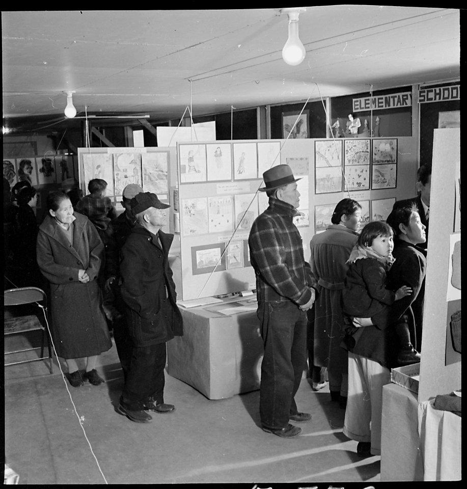 Granada Relocation Center, Amache, Colorado. Evacuee residents at the Granada Relocation Center, vi . . . - NARA - 539301
