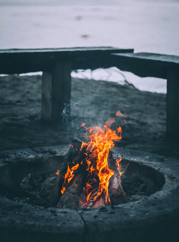 Campfire heat firewood