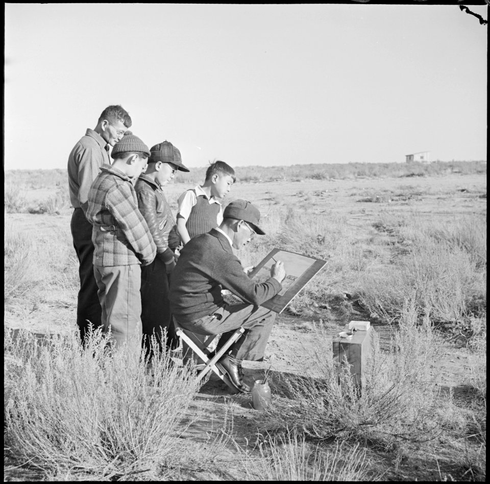 Granada Relocation Center, Amache, Colorado. Spectator interest ran high as this resident artist co . . . - NARA - 539106
