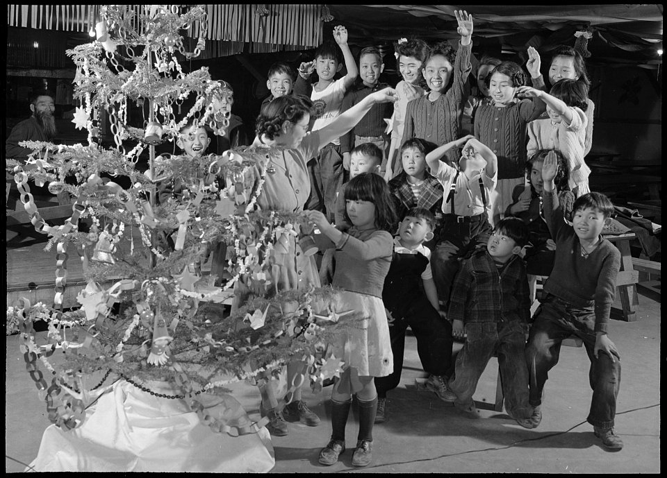 Granada Relocation Center, Amache, Colorado. There aren't any Christmas trees for the barracks room . . . - NARA - 539494
