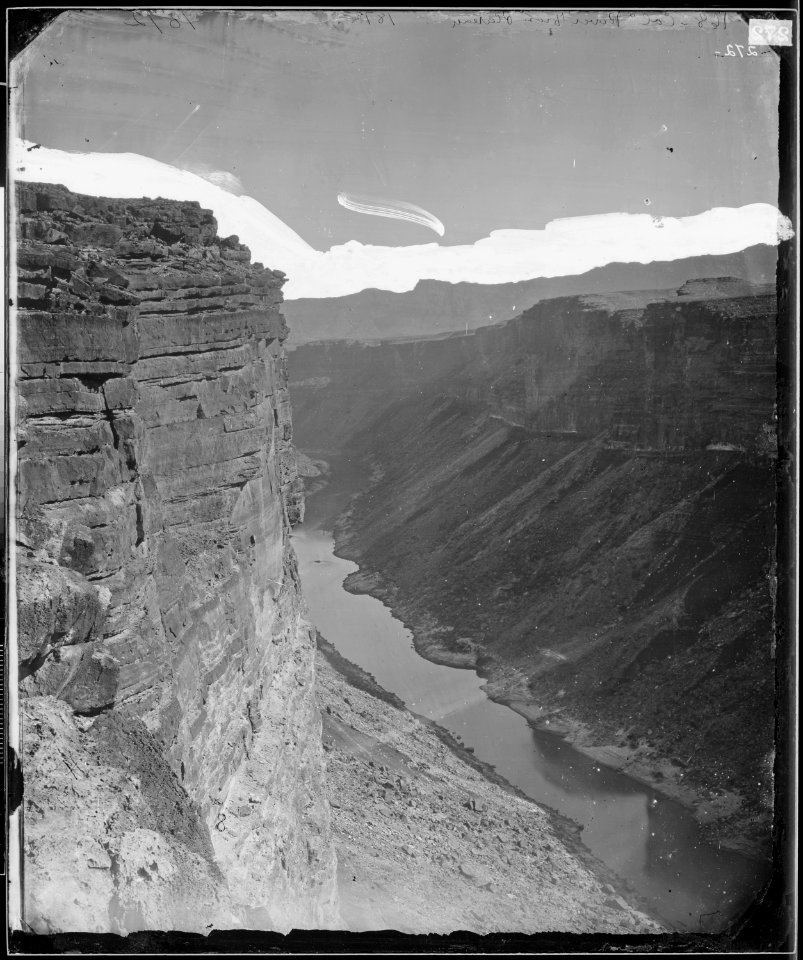 GRAND CANYON NEAR THE PARIA, LOOKING EAST FROM PLATEAU, COLORADO RIVER - NARA - 524223