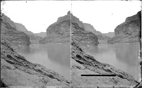 Grand Canyon. Looking up river, just below the mouth of Little Colorado. Old nos. 522, 904. - NARA - 518010