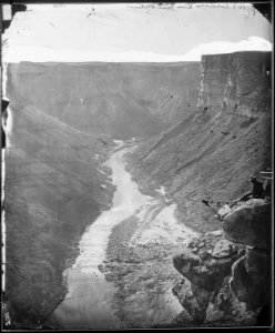 GRAND CANYON, NEAR THE PARIA LOOKING WEST, FROM PLATEAU, COLORADO RIVER - NARA - 524205