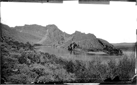 Green River, Flaming Gorge. Showing entrance at right, up stream. See- Nos. 427, 429. Old Nos. - NARA - 517813