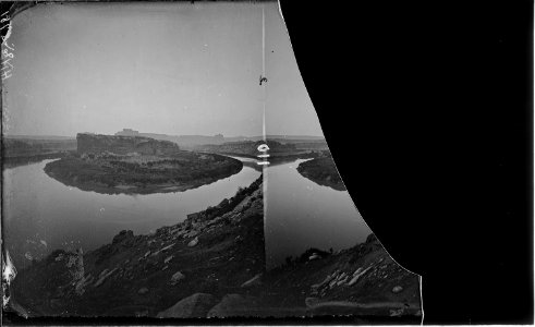 Green River. Bonito Bend, dividing point of Labyrinth and Stillwater Canyons. Old nos. 320A, 375, 781. - NARA - 517959