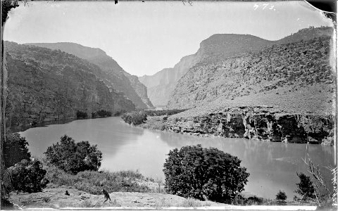 Green River, Wyoming, Canyon of Lodore. Just within the Cats, looking down. Old nos. 309. Beaman - NARA - 517821