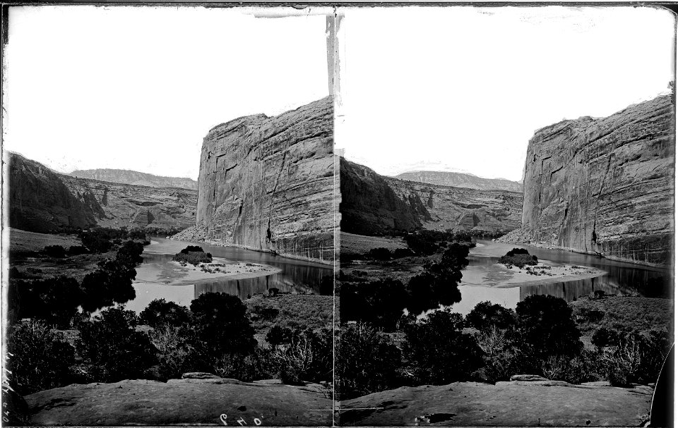 Green River. Echo Park from upper end. Yampa River in foreground coming from left. Green River enters from the right.... - NARA - 517887