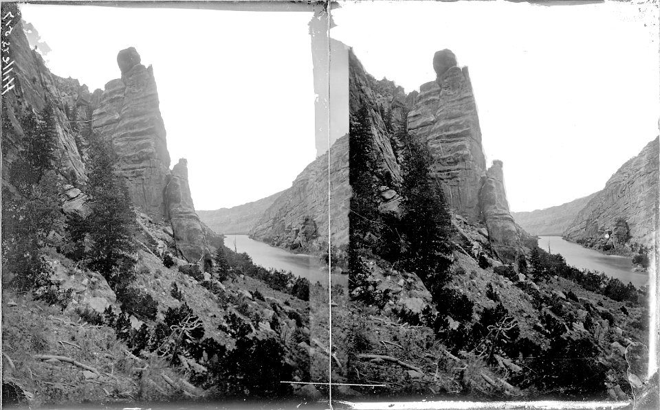 Green River. Chimney Rock. Old nos. 303, 425, 1871 - 1878 - NARA - 517848
