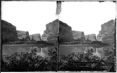 Green River. Labyrinth Canyon, Trinalcove. Shows the river with reflections of canyon wall in it. - NARA - 517949