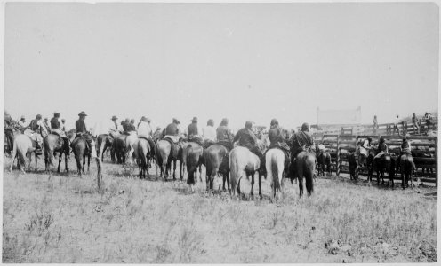 Group of Indians - NARA - 533080