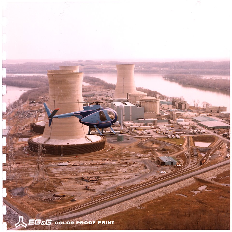 H-500 (helicopter) over TMI (Three Mile Island) - NARA - 540029