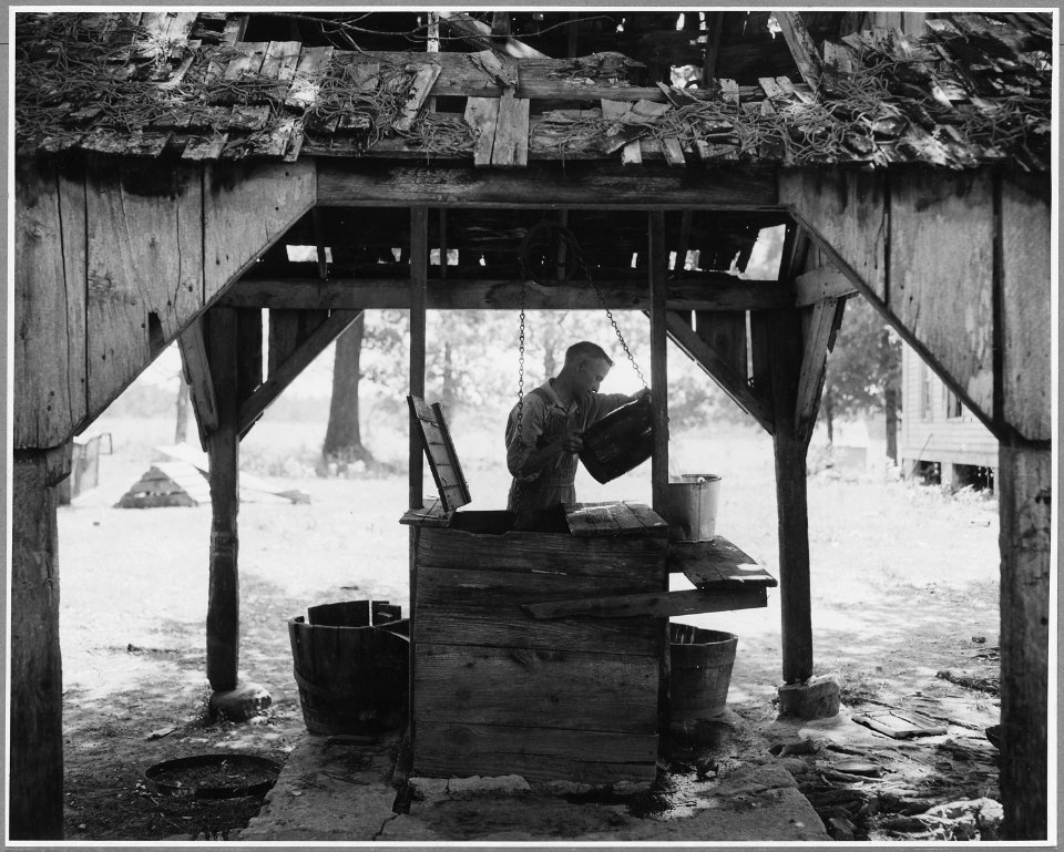 Harmony Community, Putnam County, Georgia. Practically every farm in the community takes its water f . . . - NARA - 521260