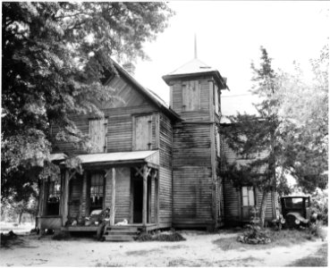 Harmony Community, Putnam County, Georgia. The tenant who runs this farm comes from one of the old f . . . - NARA - 521270