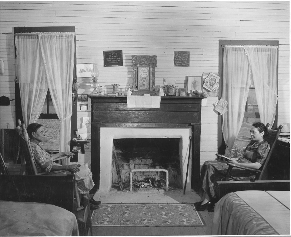 Harmony Community, Putnam County, Georgia.... These pictures were taken in the home of the Negro own . . . - NARA - 521401