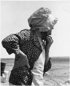 Haskell County, Kansas. Photos of Individuals - woman - NARA - 522124 photo