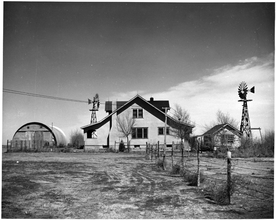Haskell County, Kansas. Home of large farmer who is making a success of his farming. Perhaps the bes . . . - NARA - 522076