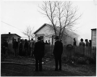 Haskell County, Kansas. Pictures of a fire in Sublette. The man who lives here is a Syrian laborer, . . . - NARA - 522171