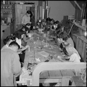 Heart Mountain Relocation Center, Heart Mountain, Wyoming. A class of early teen age students of Ja . . . - NARA - 539228