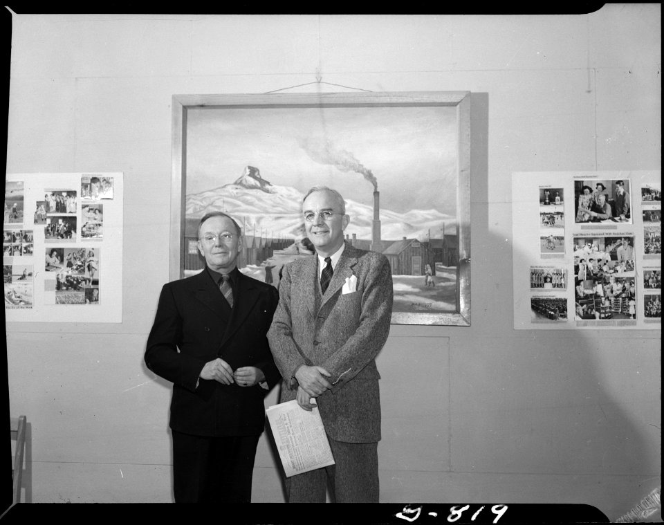 Heart Mountain Relocation Center, Heart Mountain, Wyoming. Dillon S. Myer, Director of the War Relo . . . - NARA - 539602