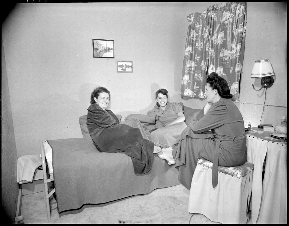 Heart Mountain Relocation Center, Heart Mountain, Wyoming. Future caucasian teachers and administra . . . - NARA - 538774