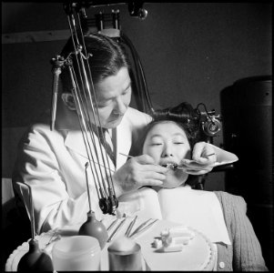 Heart Mountain Relocation Center, Heart Mountain, Wyoming. Doctor H. Nakahara, head of the dental c . . . - NARA - 539466