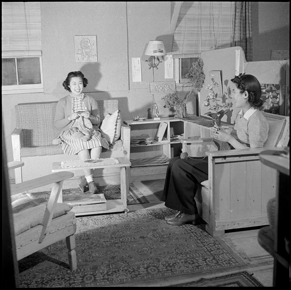 Heart Mountain Relocation Center, Heart Mountain, Wyoming. Mrs. S. Nako entertains a friend, Mrs. W . . . - NARA - 539176