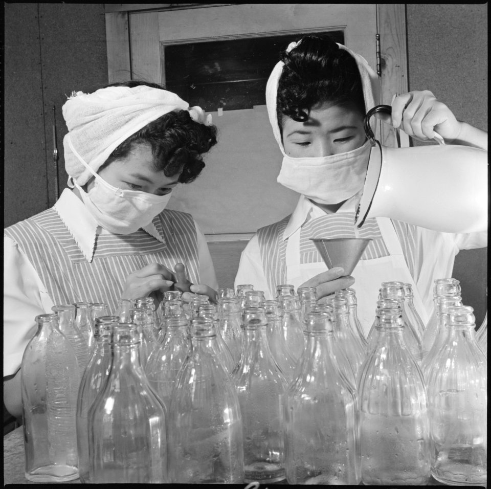 Heart Mountain Relocation Center, Heart Mountain, Wyoming. Ruth Uchida, left and Haruko Nagahiro, m . . . - NARA - 539478