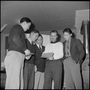 Heart Mountain Relocation Center, Heart Mountain, Wyoming. Wilbur Maxwell, visiting Y.M.C.A. Secret . . . - NARA - 539230