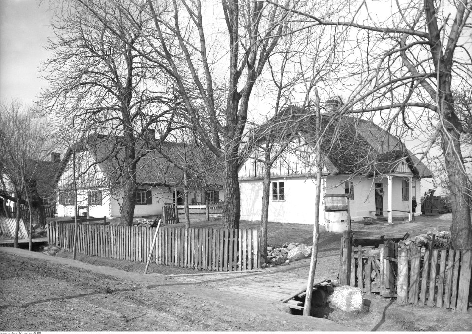 Henryk Poddębski - Chaty w Chylicach (131-1961)