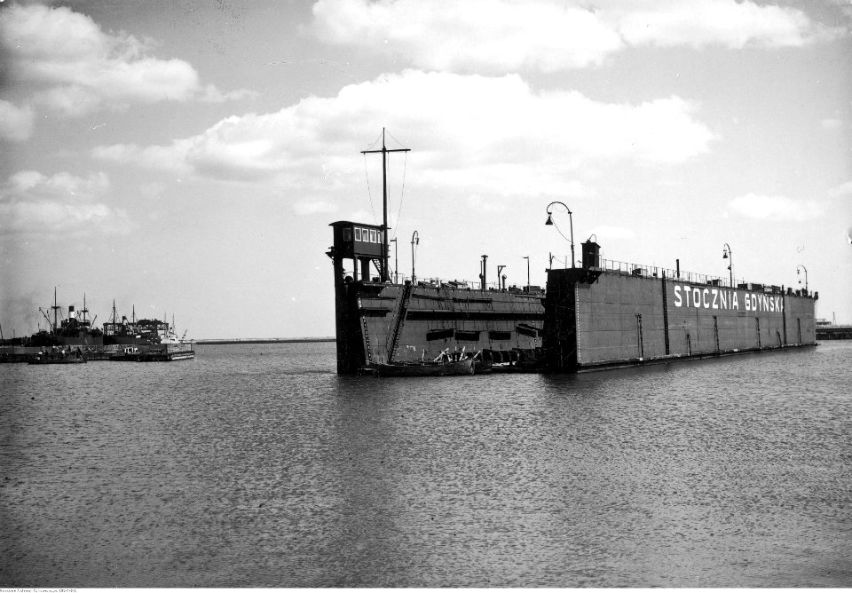 Henryk Poddębski - Port w Gdyni (131-A-2-1)