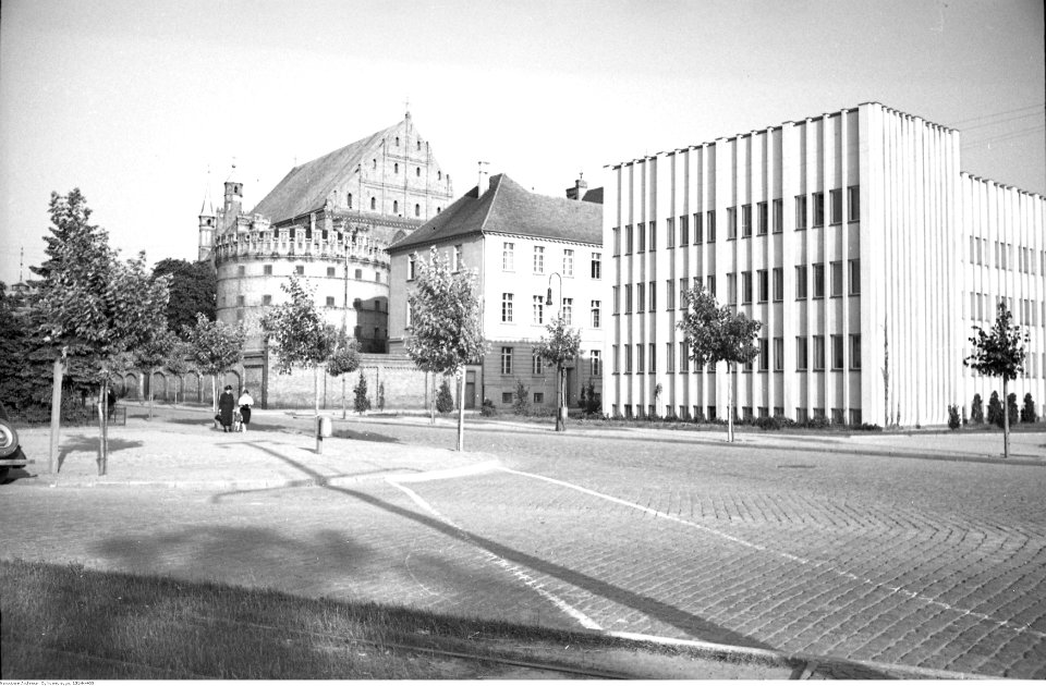 Henryk Poddębski - Toruń (131-N-403)